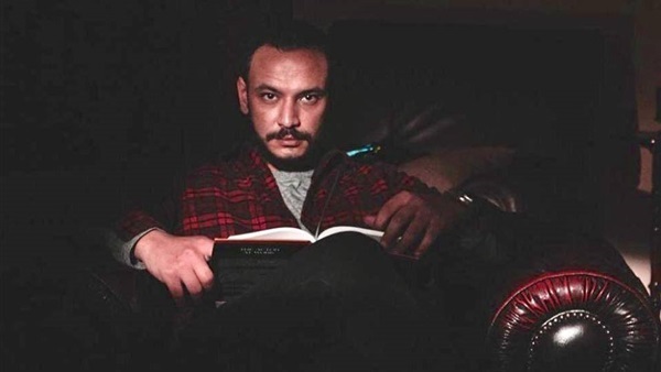 الفنان أحمد خالد