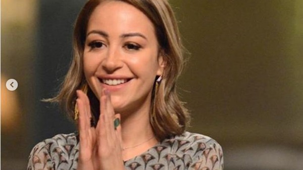منة شلبي في صاحبة