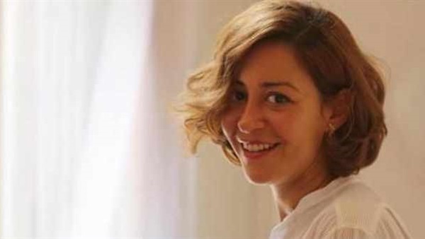 الفنانة منة شلبي
