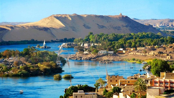 ملتقى الشباب العربي
