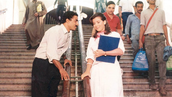 امراة في مشهد 