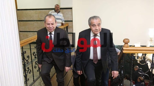 أعمال تطوير مصنع