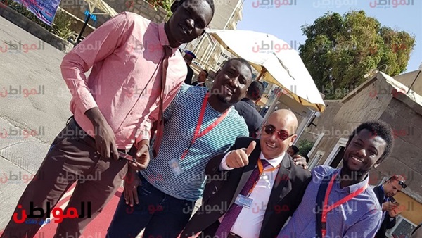 مسعد شاهين وشباب