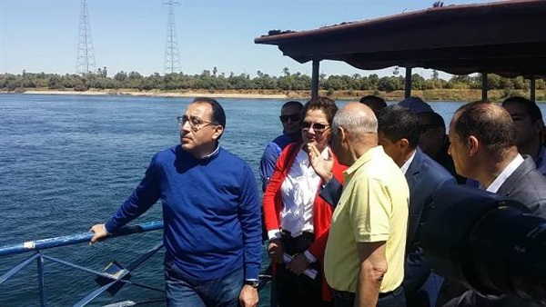 حجر أساس مشروع محور