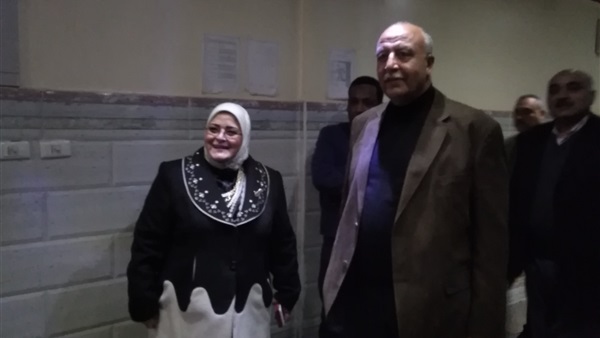 طلاب مدرسة المتفوقين