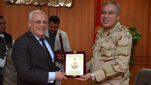 محافظ بورسعيد
