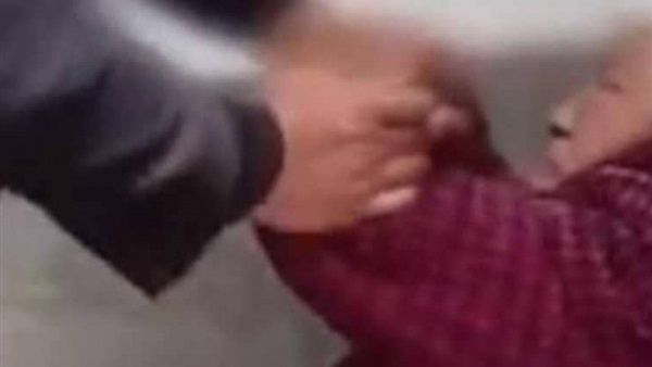 عامل يقتل شقيقه