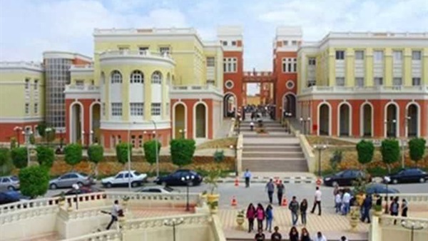 المندوب السابق للبنك