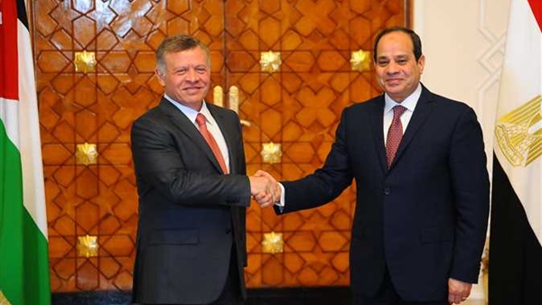 القمة الثلاثية
