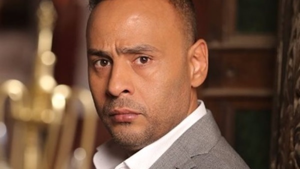 الفنان محمود عبد