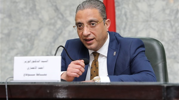 الدكتور أحمد الأنصاري