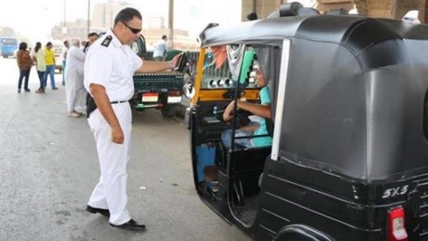 سائق التوك توك في