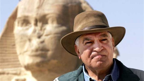 زاهى حواس