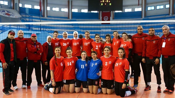 لاعبات الكرة الطائرة