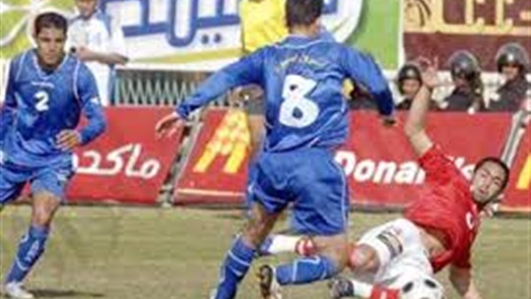جانب من مباراة بترول