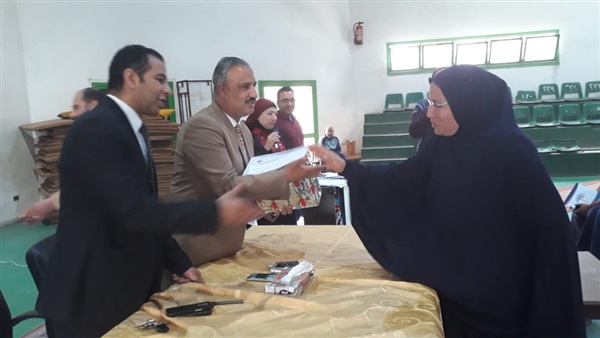 تكريم الموظف المثالي