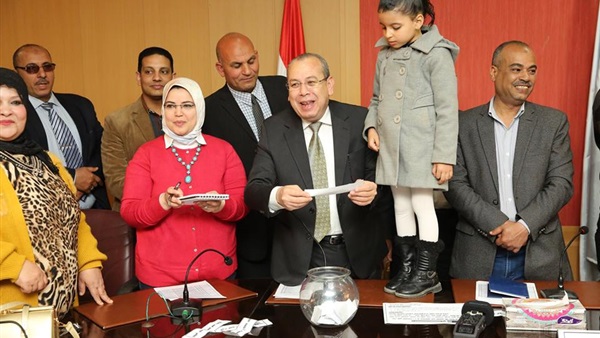 أسماء الفائزين بقرعة