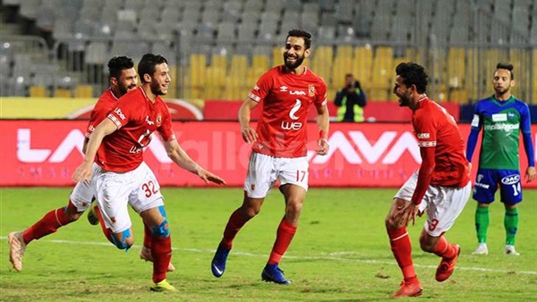 لاعبو الأهلي