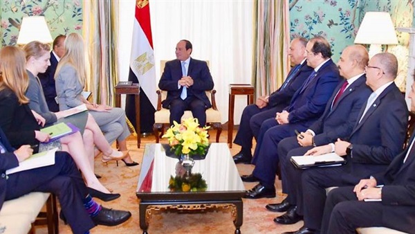 الرئيس السيسي أثناء