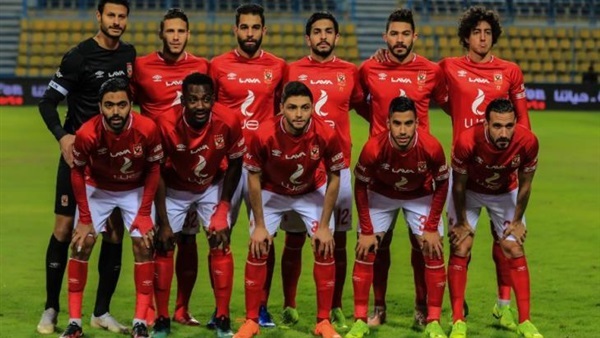 لاعبو النادي الأهلي