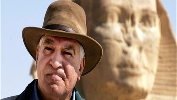 زاهي حواس