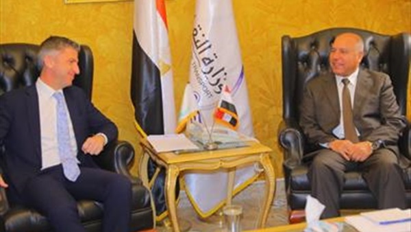 وزير النقل - السفير