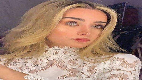 هنا الزاهد