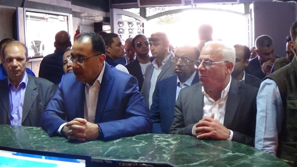 رئيس الوزراء يتفقد