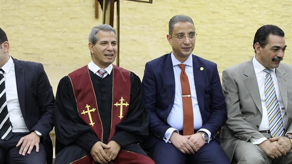 قيادات سوهاج يقدمون