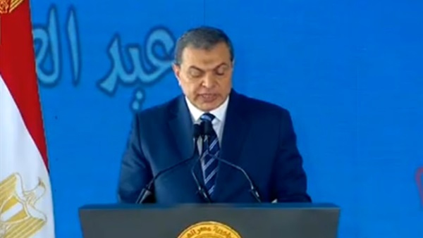 وزير القوى العاملة