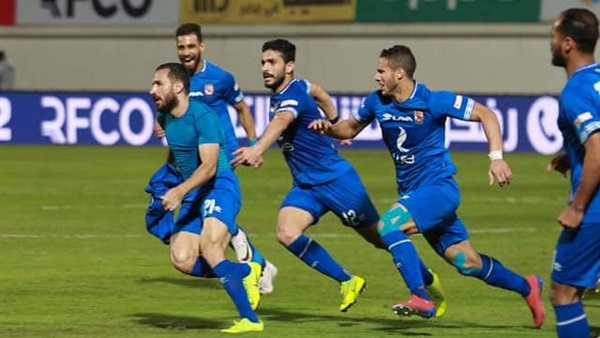 لاعبي النادي الأهلي
