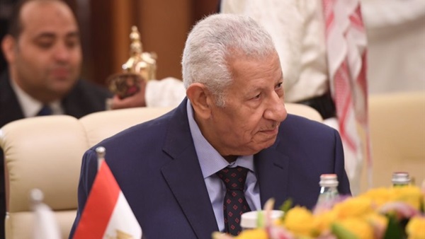 مكرم محمد أحمد