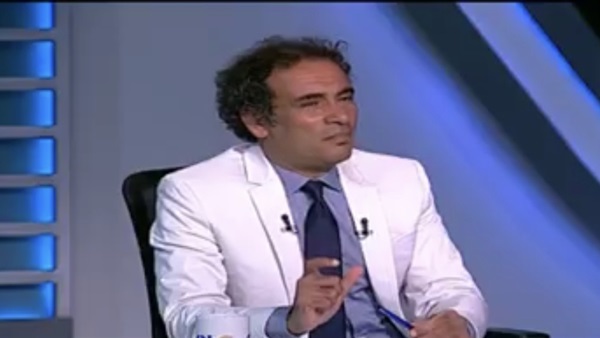 عمرو حمزاوي