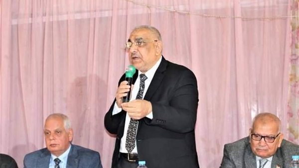 نقيب المعلمين ببنى