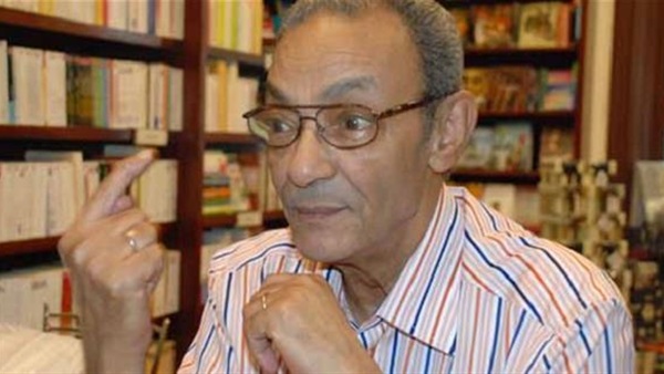 الكاتب الروائي بهاء