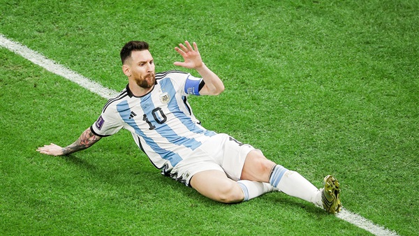 ميسي أفضل لاعب في