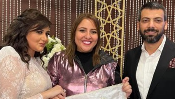 مي كساب تشارك في