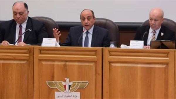 وزير الطيران المدني