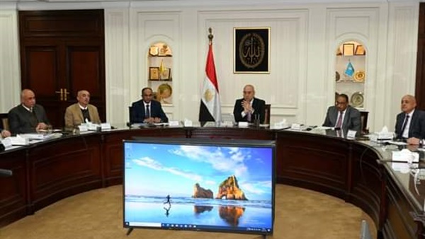 اجتماع وزير الإسكان