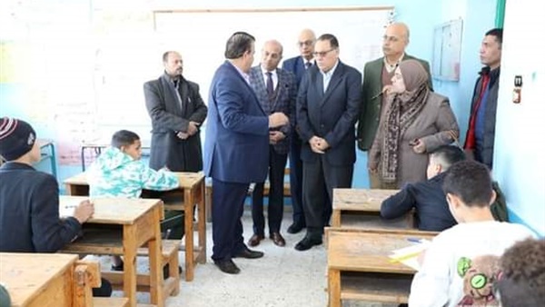 محافظ الشرقية يتفقد