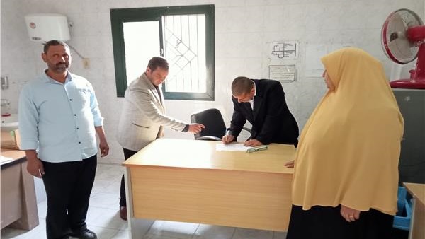 إحالة 109 من العاملين