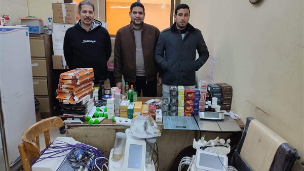 ضبط شخص منتحل طبيب
