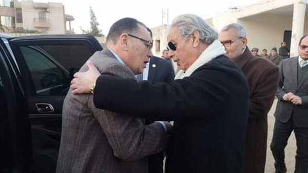 محافظ الشرقية والنائب