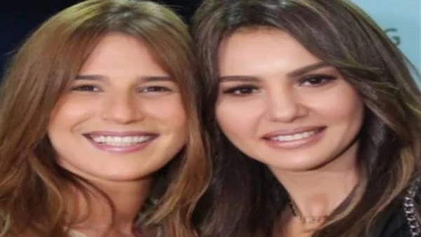 دينا فؤاد وإيناس