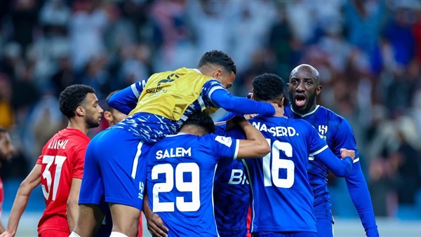 الهلال يعبر أهلي