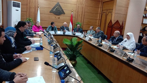 رئيس جامعة بنها