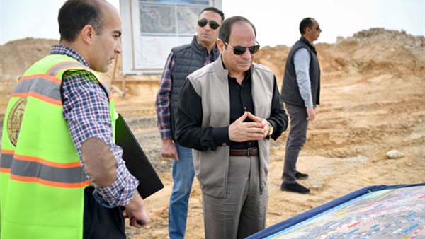 الرئيس السيسي يتفقد