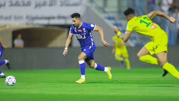 الهلال ضد الخليج