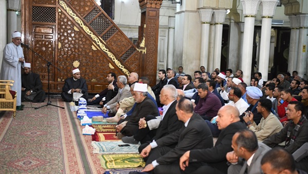 محافظ قنا يشهد احتفالات