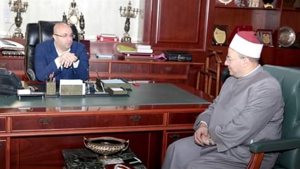 تخصيص ساحات لأداء